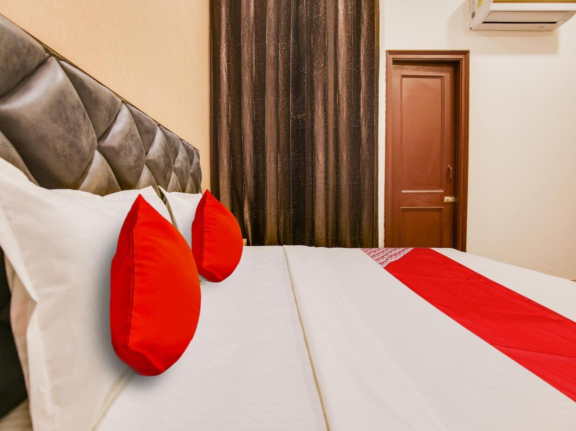 Hotel O Baran Classic Ludhiana Exterior photo