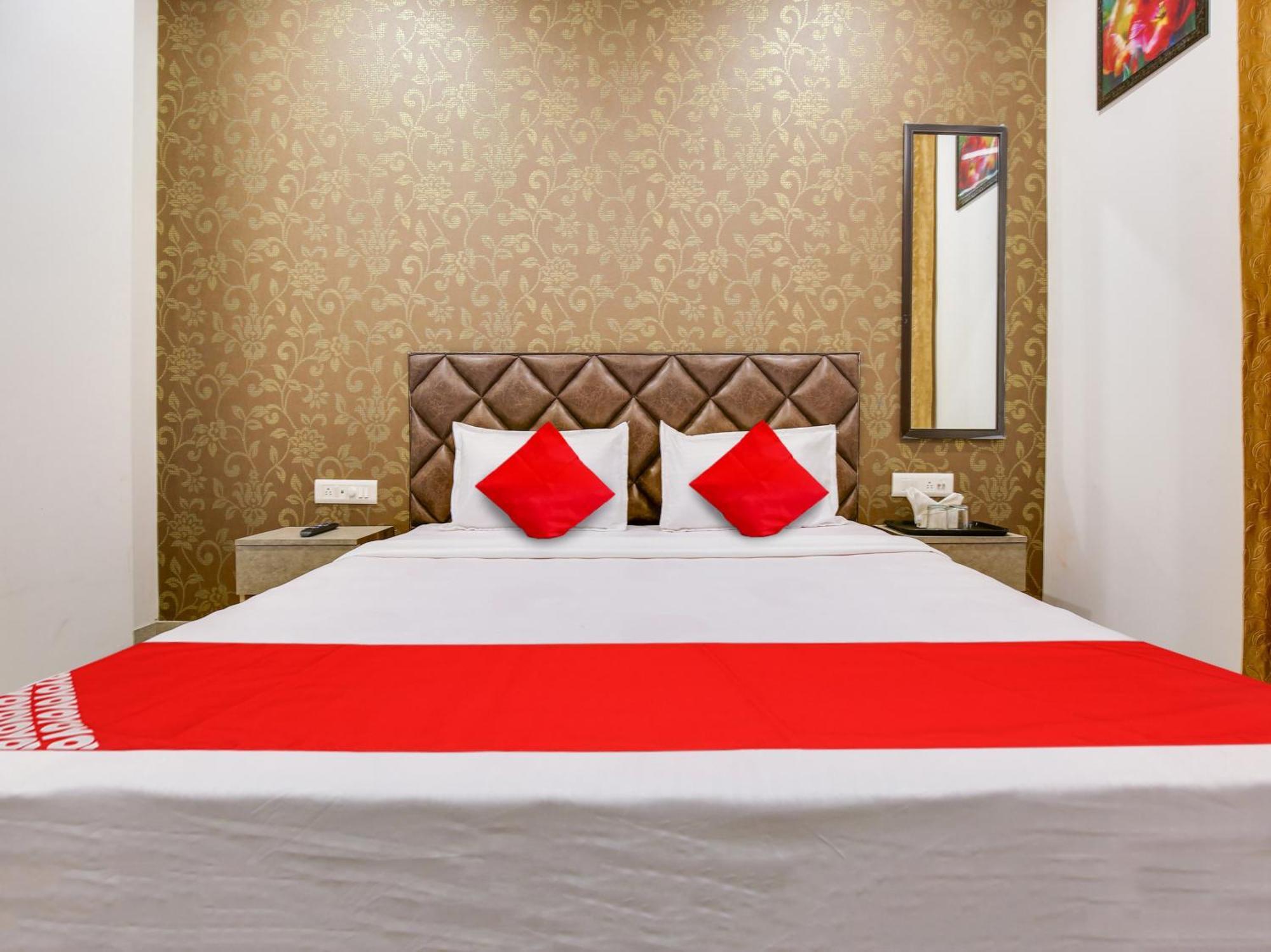 Hotel O Baran Classic Ludhiana Exterior photo