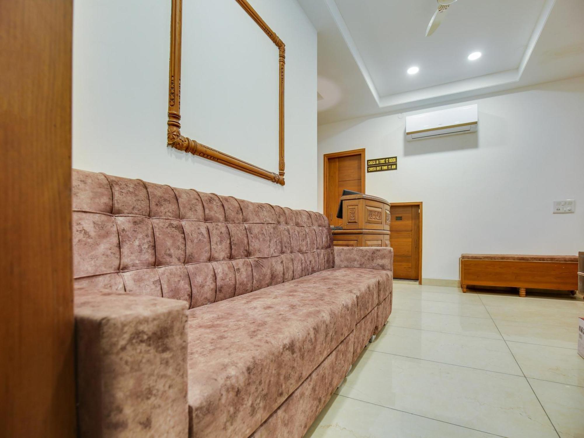 Hotel O Baran Classic Ludhiana Exterior photo